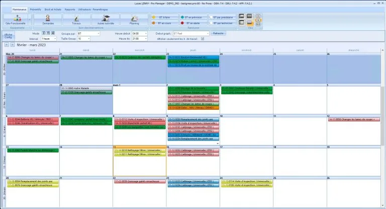 Écran XMAINTGMAO : planning de maintenance avec glisser-déposer